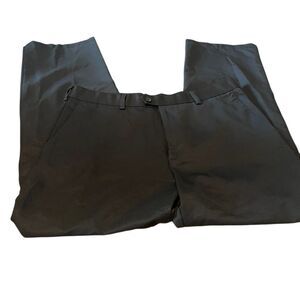 Izod golf 36 x. 32 Black Dress Pants excellent condition excellent
